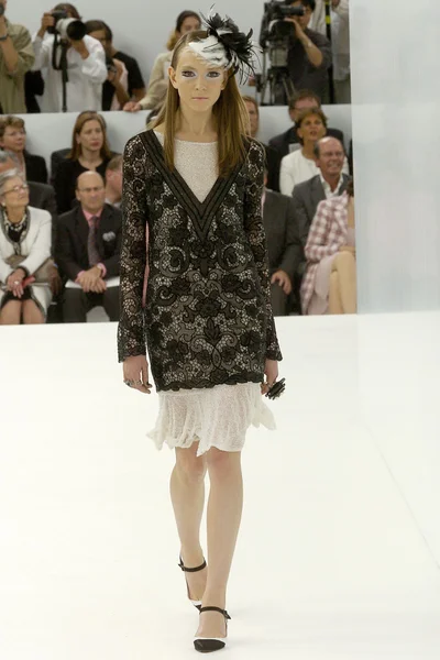 Look 44